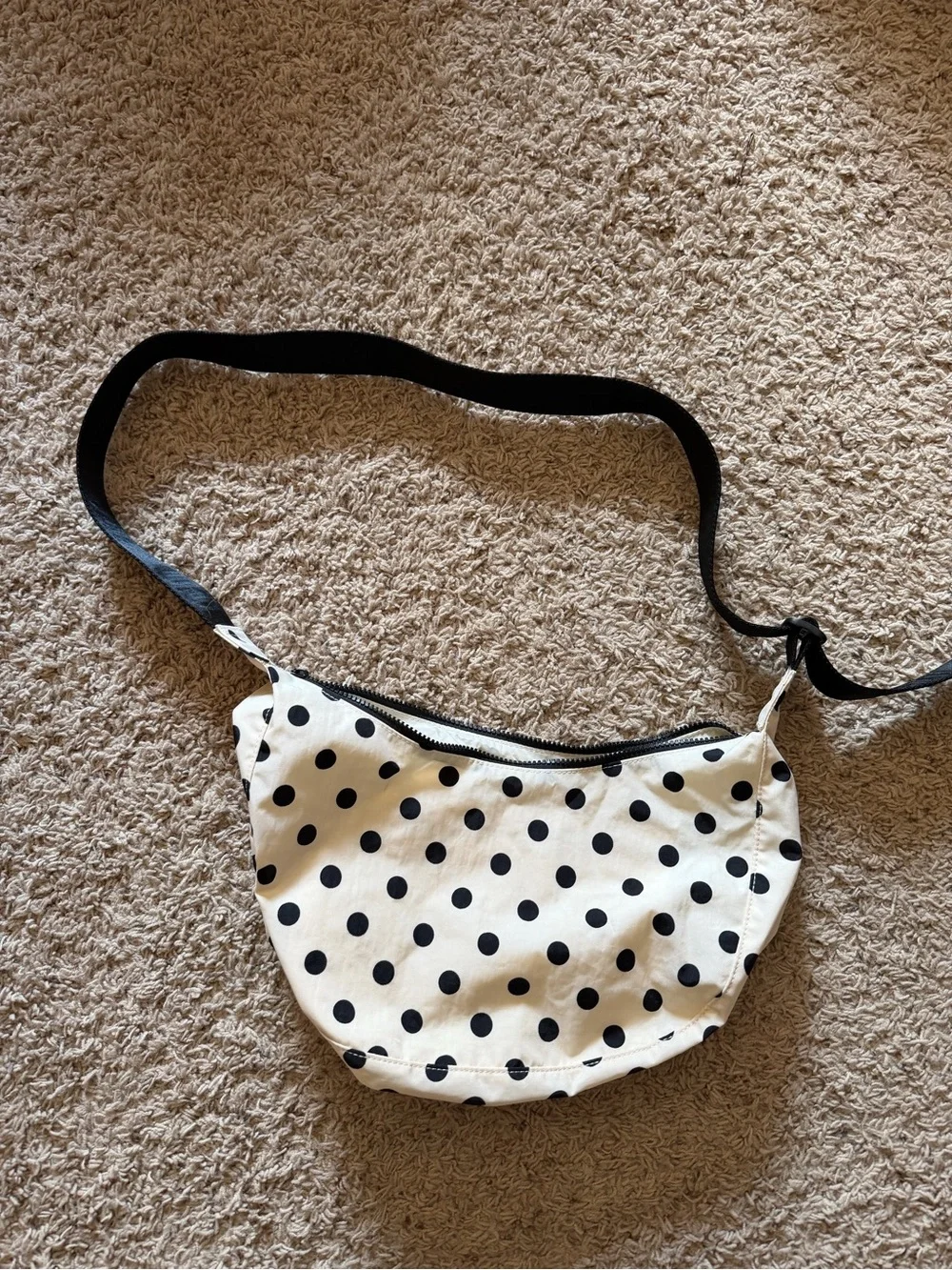 BAGGU x UO White Crescent Bag with Black Polka Dots